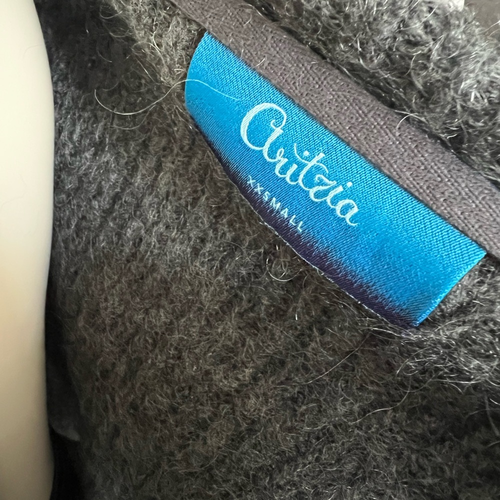 Aritzia Gray Wool Blend Cardigan – Size XXS – Mohair & Wool Mix (Preloved) - Picture 7 of 8